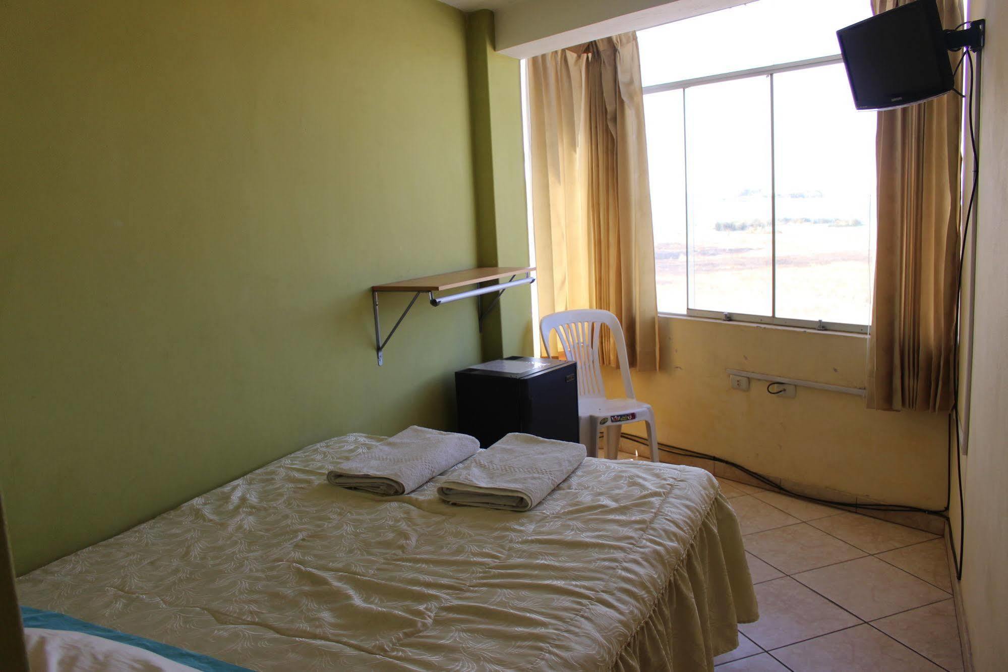 Posada De Percybal Lago Inn Puno Bagian luar foto